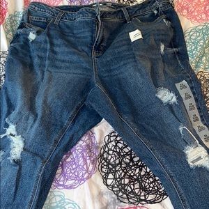 🆕Old navy rippped jeans